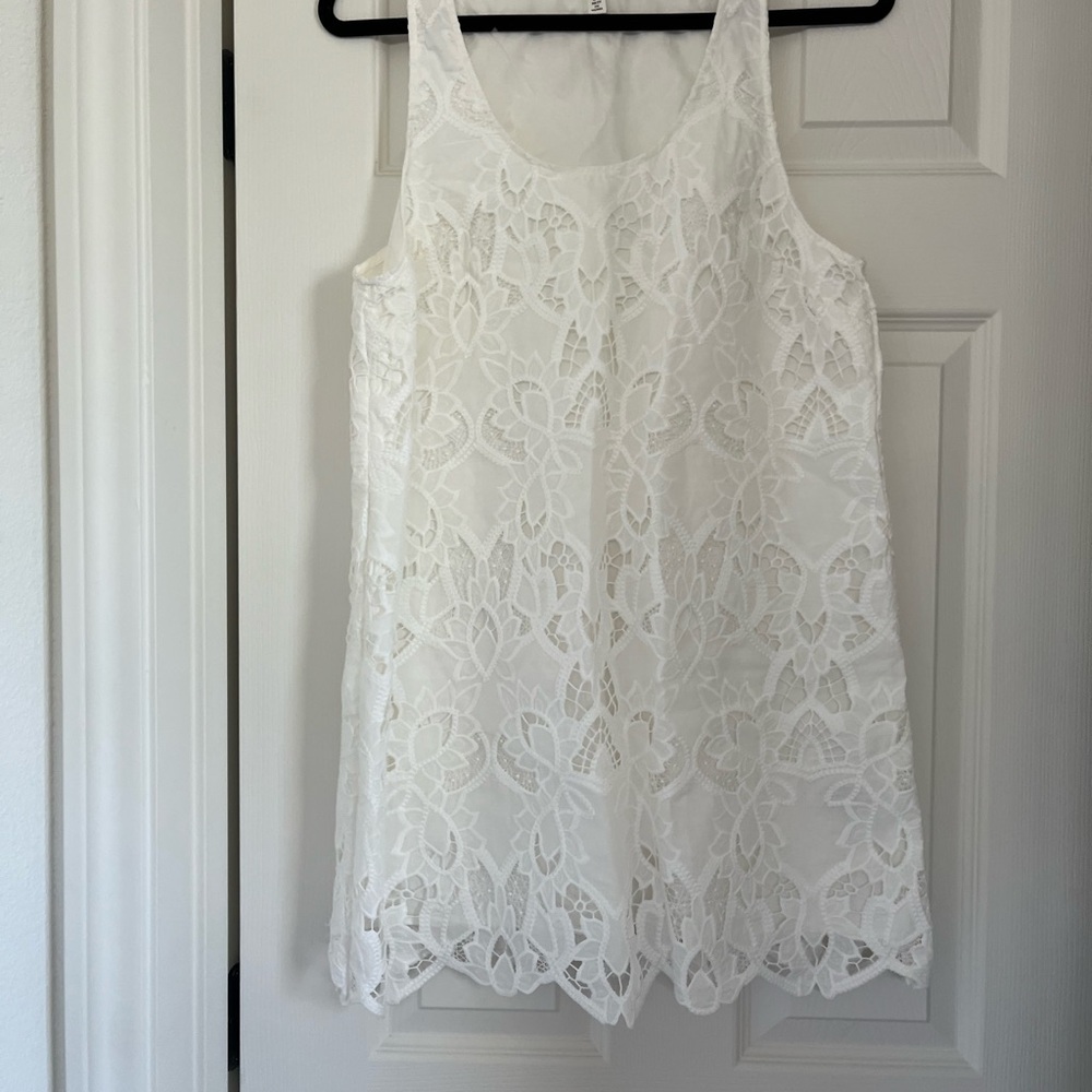 H&M White Top with Black Accent